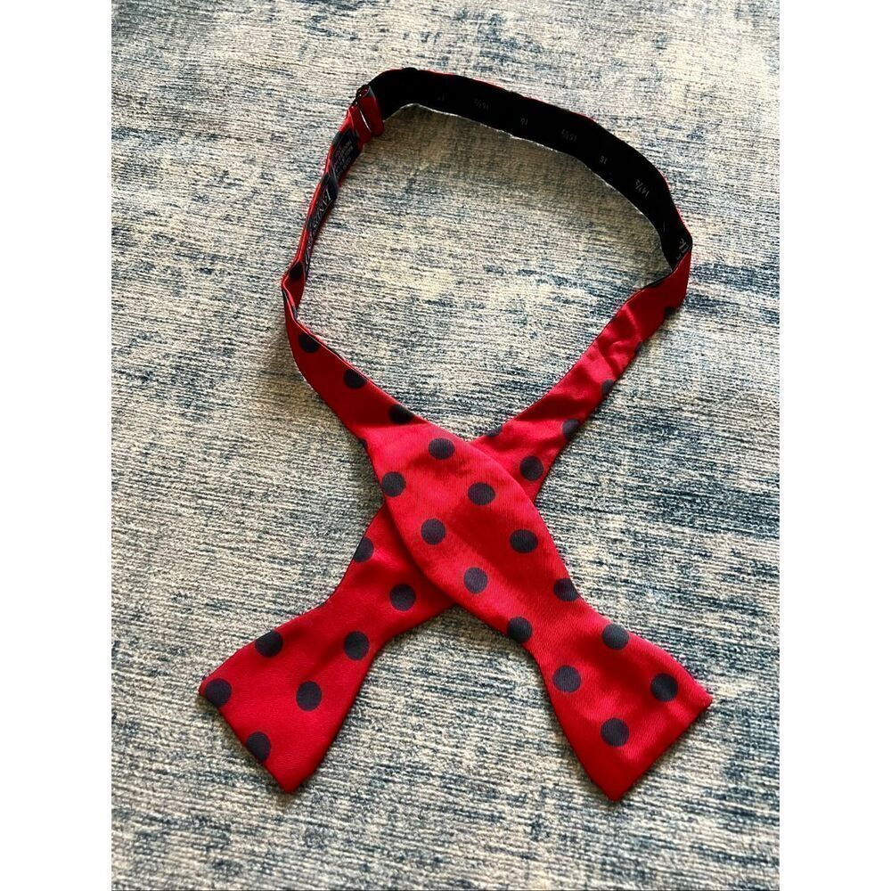 Land's End Red Blue Polka Dot Adjustable 100% Silk Bow Tie